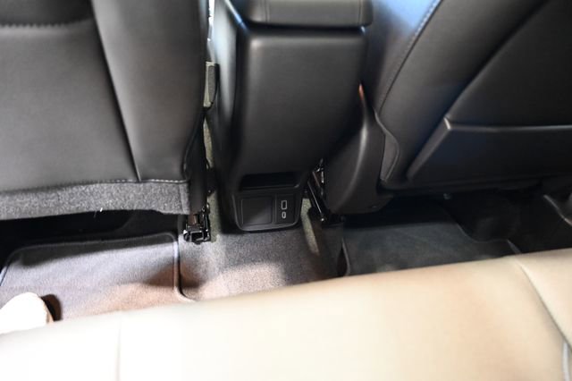 Used 2025 Buick Encore GX Sport Touring w/ Experience Buick Package image 27