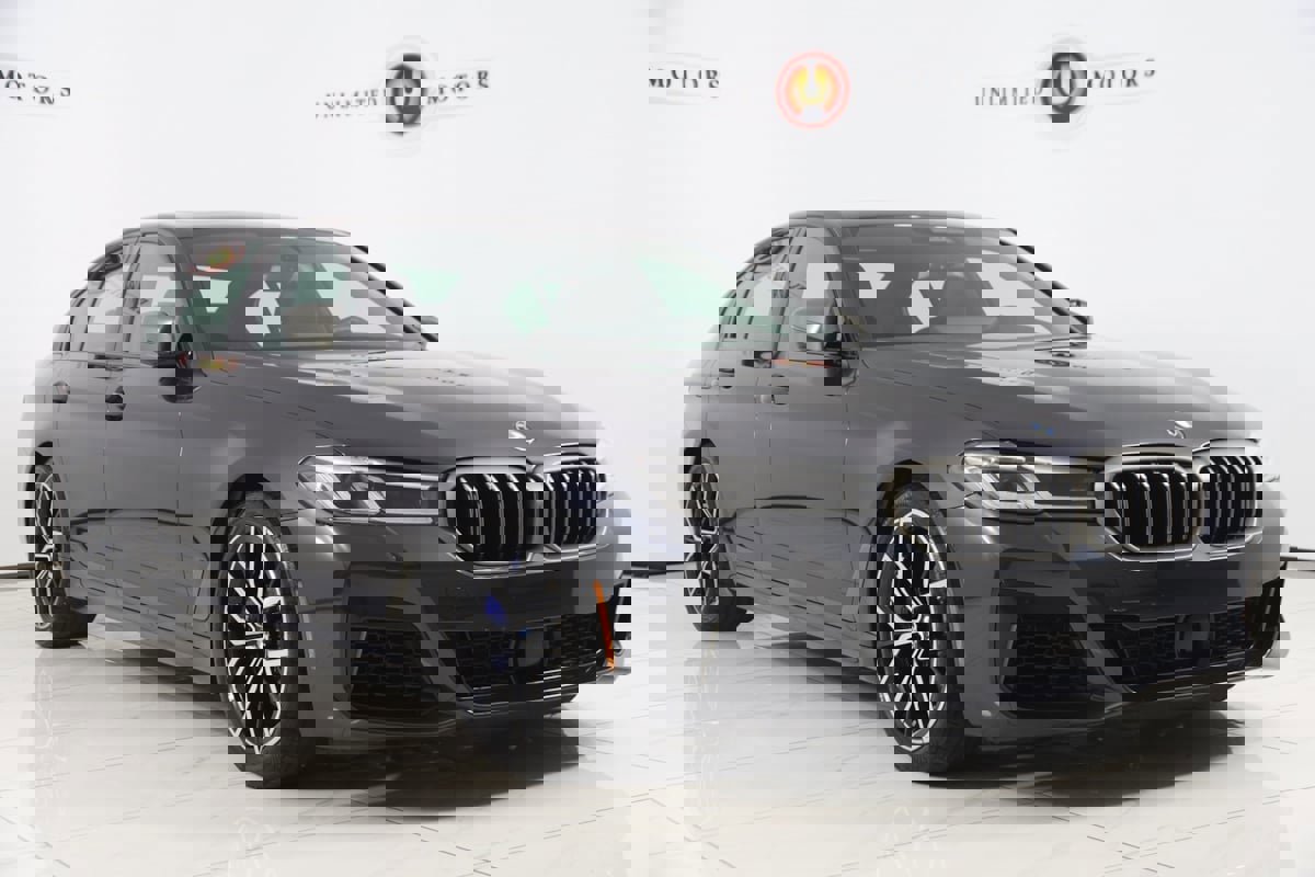 Used 2023 BMW M550i xDrive image 25