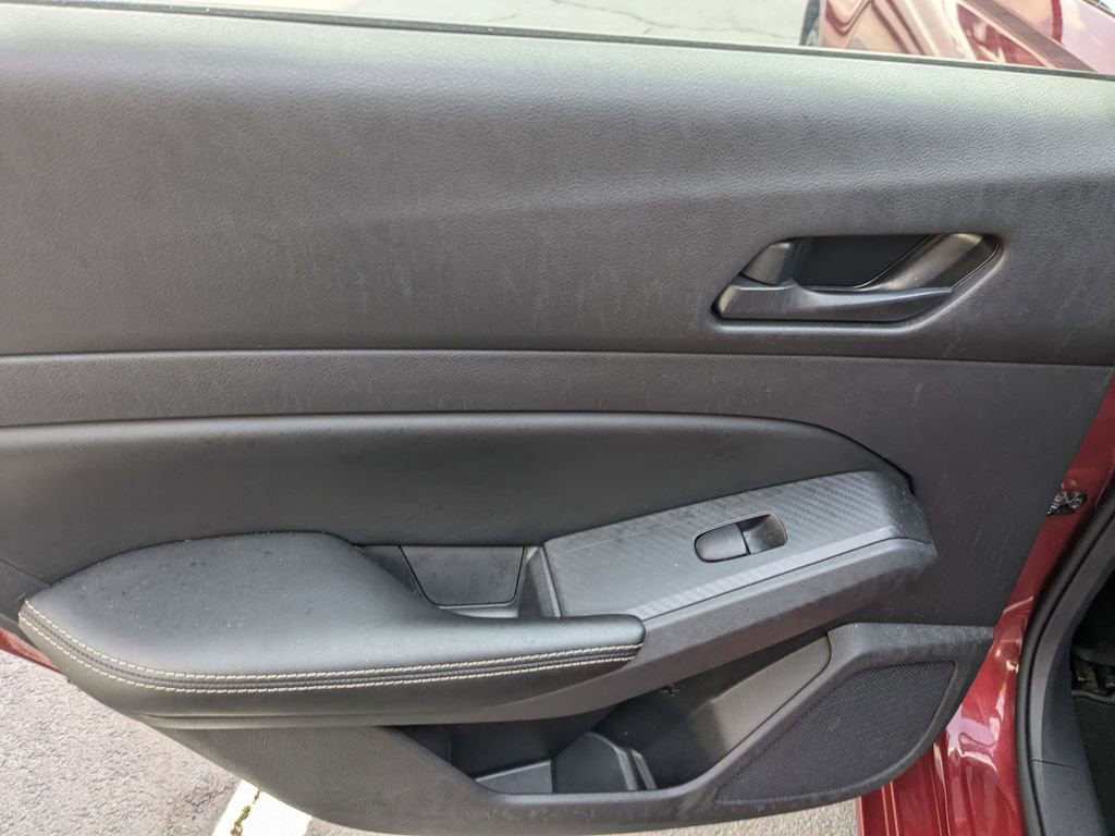 Used 2024 Nissan Altima 2.5 SV image 25