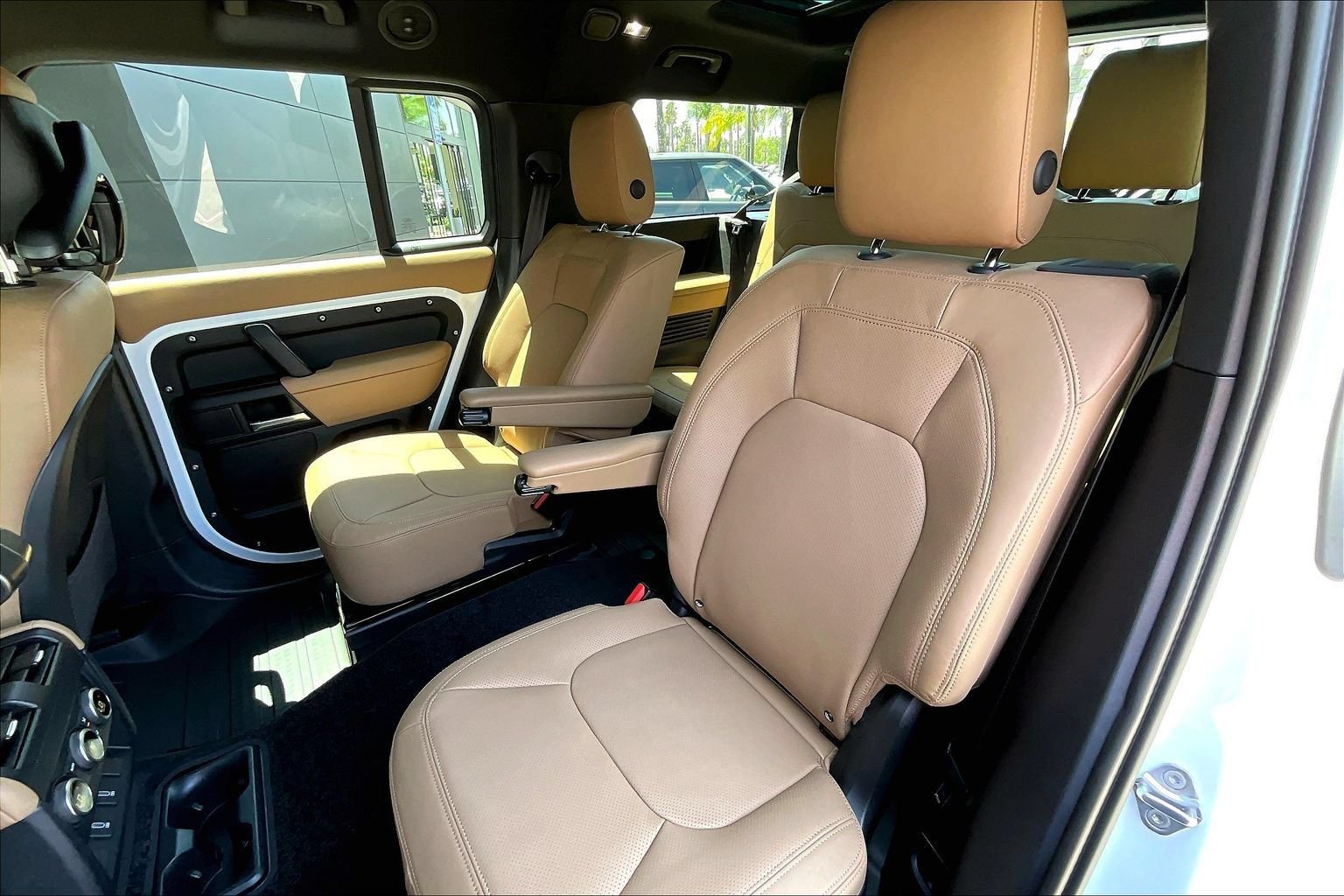 New 2026 Land Rover Defender 130 S AWD/4WD image 10