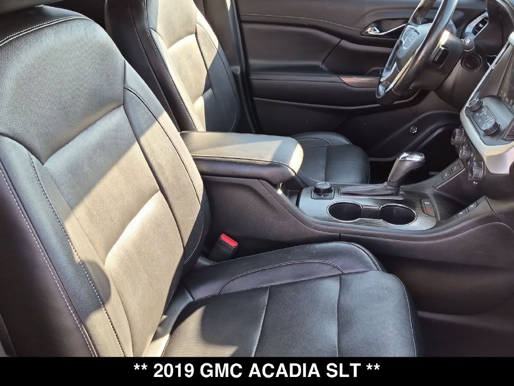 Used 2019 GMC Acadia SLT w/ Black Edition FWD image 31