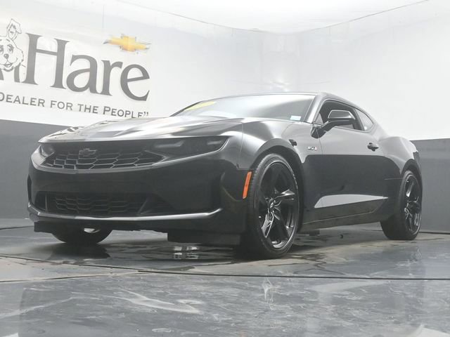 Used 2023 Chevrolet Camaro LT w/ Technology Package RWD image 4
