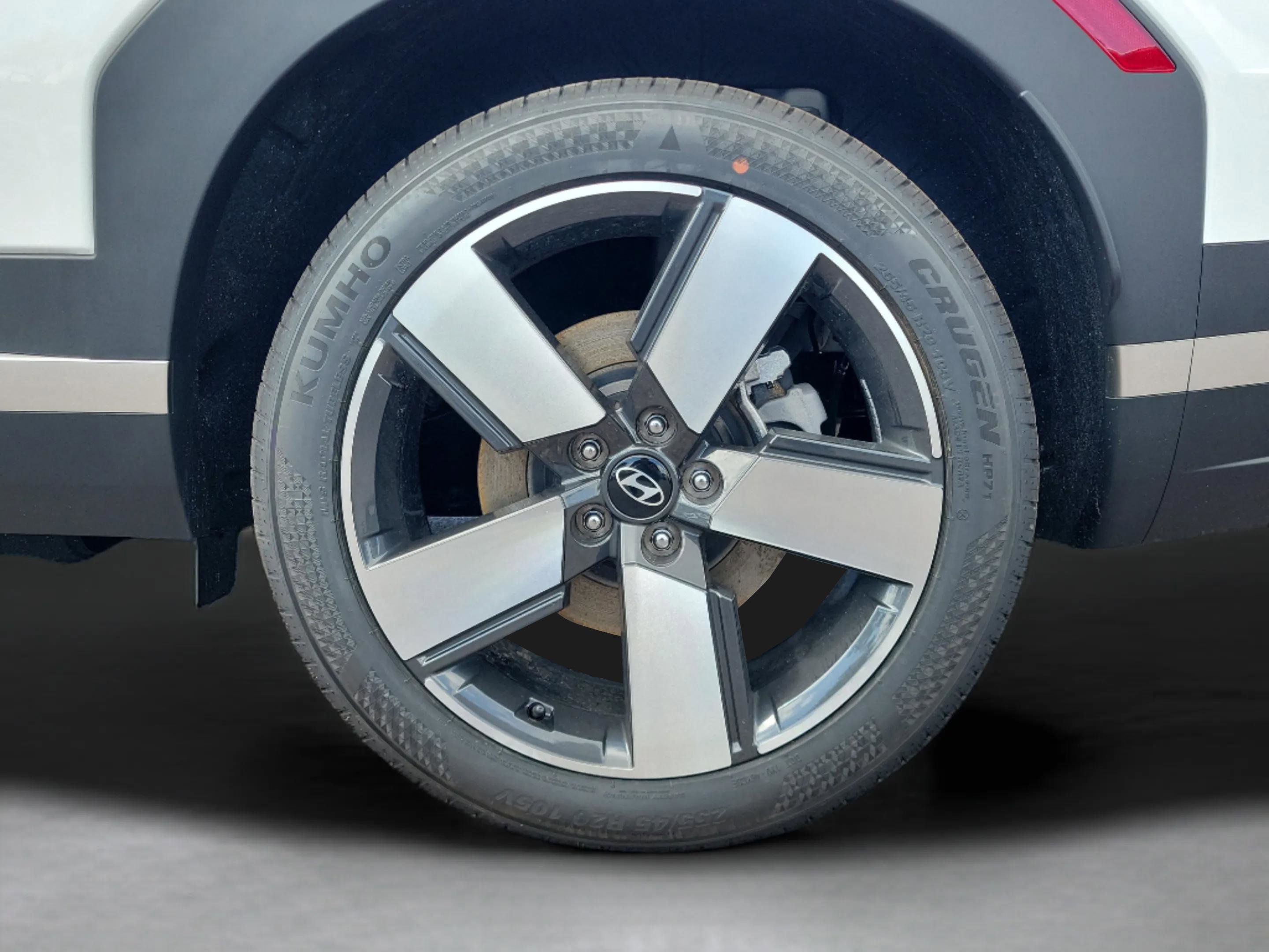 New 2026 Hyundai Santa Fe Limited image 6