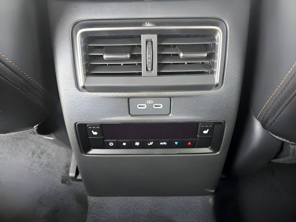 Used 2025 MAZDA CX-70 Plug-In Hybrid w/ Premium Plus image 22