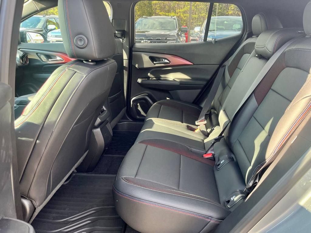 New 2026 Chevrolet Equinox EV RS w/ LPO, All-Weather Mat Package FWD image 22