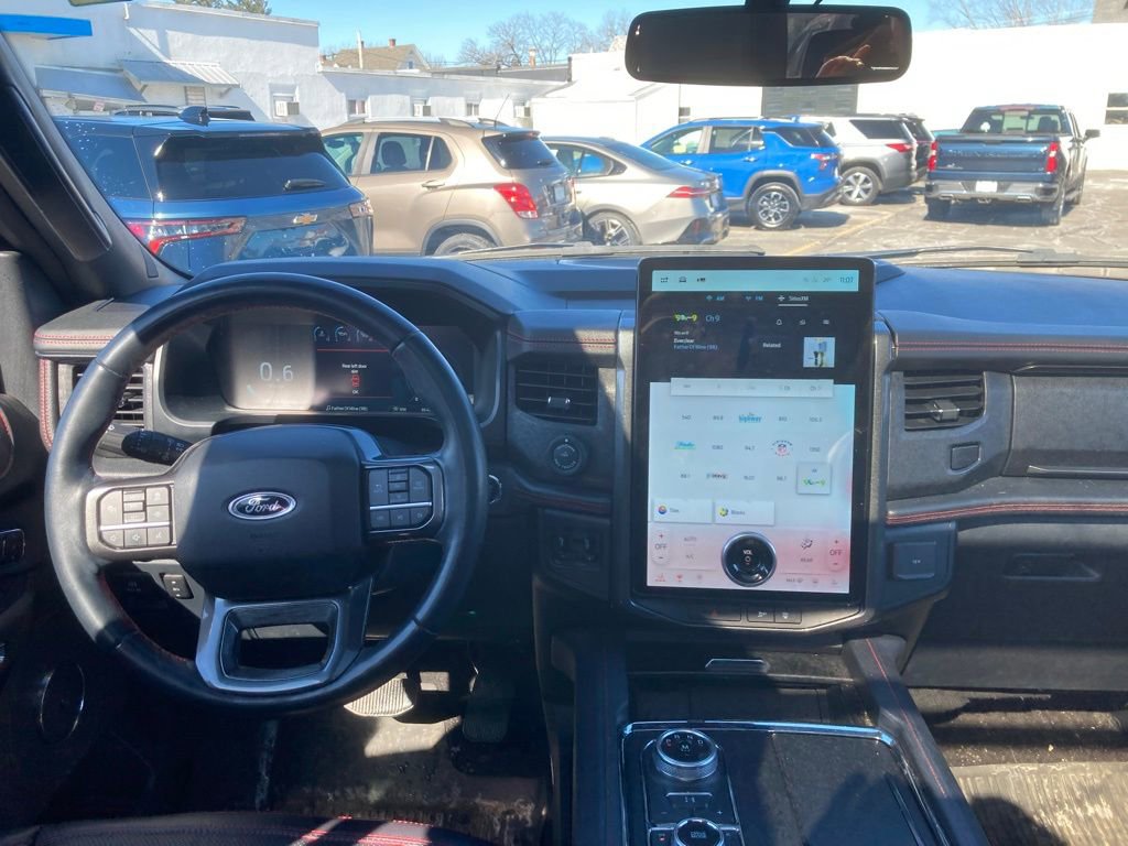 Used 2023 Ford Expedition Max Limited image 12