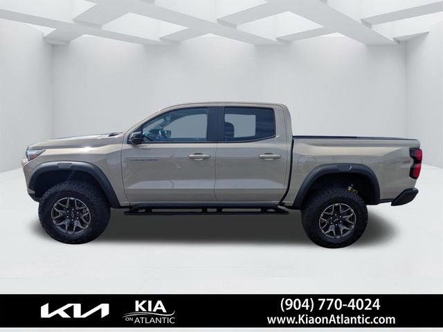 Used 2024 Chevrolet Colorado ZR2 w/ ZR2 Convenience Package III AWD/4WD image 5