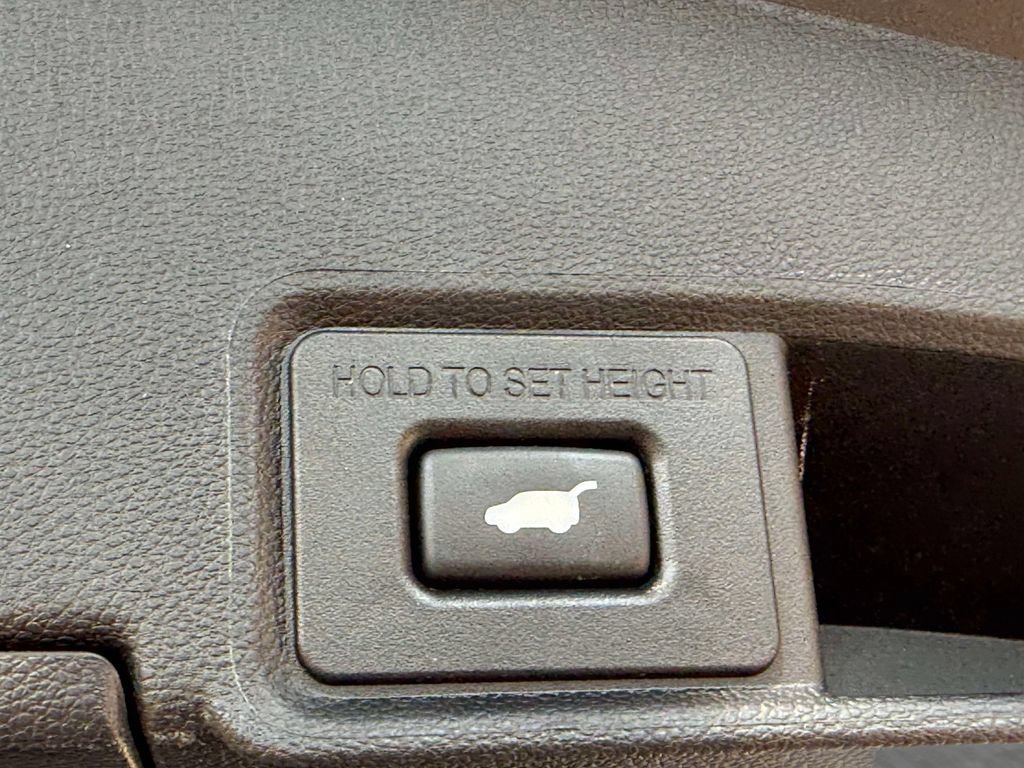 Certified 2024 Acura RDX w/ Technology Package AWD/4WD image 9