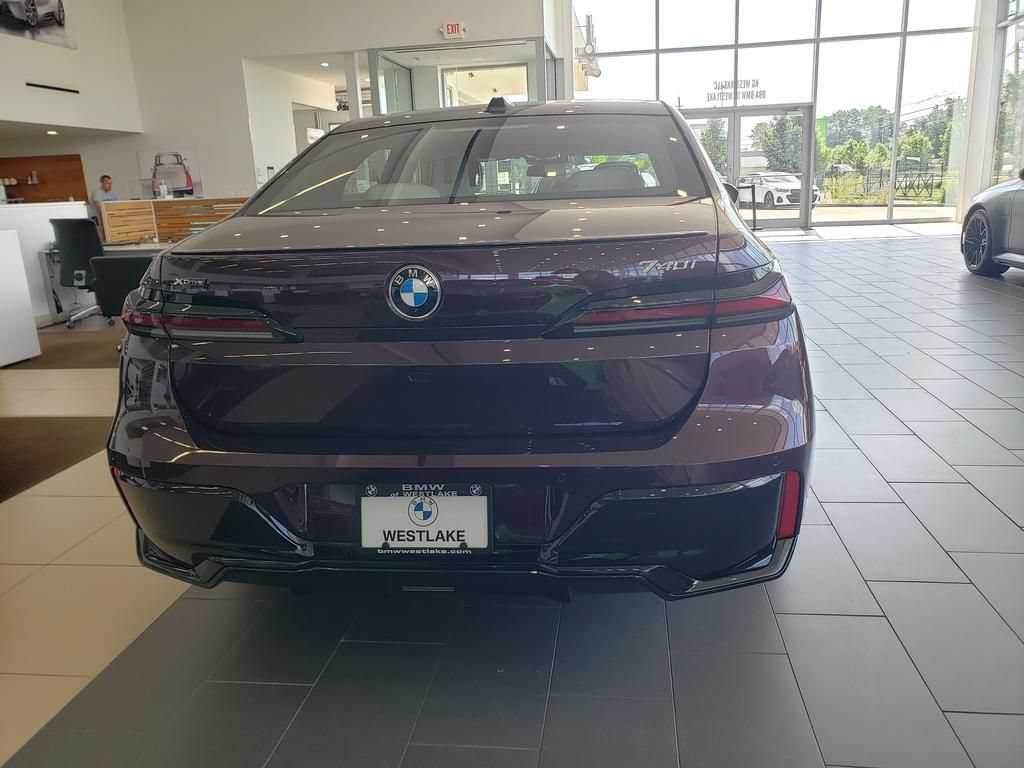 New 2026 BMW 740i xDrive w/ Executive Package AWD/4WD image 5