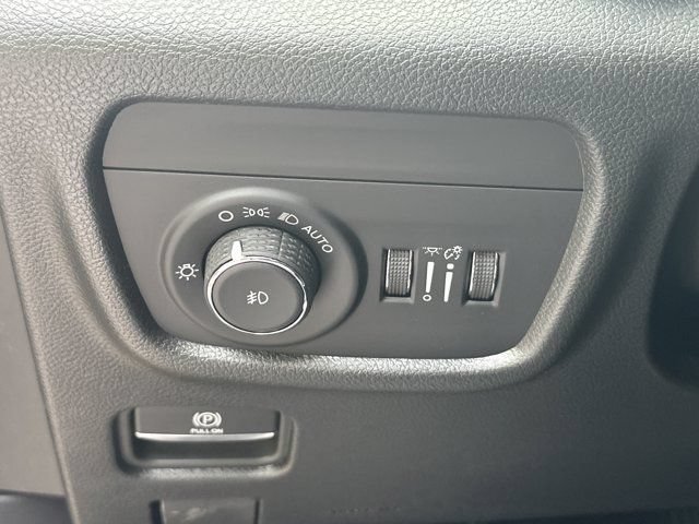 New 2026 Jeep Grand Cherokee Limited AWD/4WD image 23