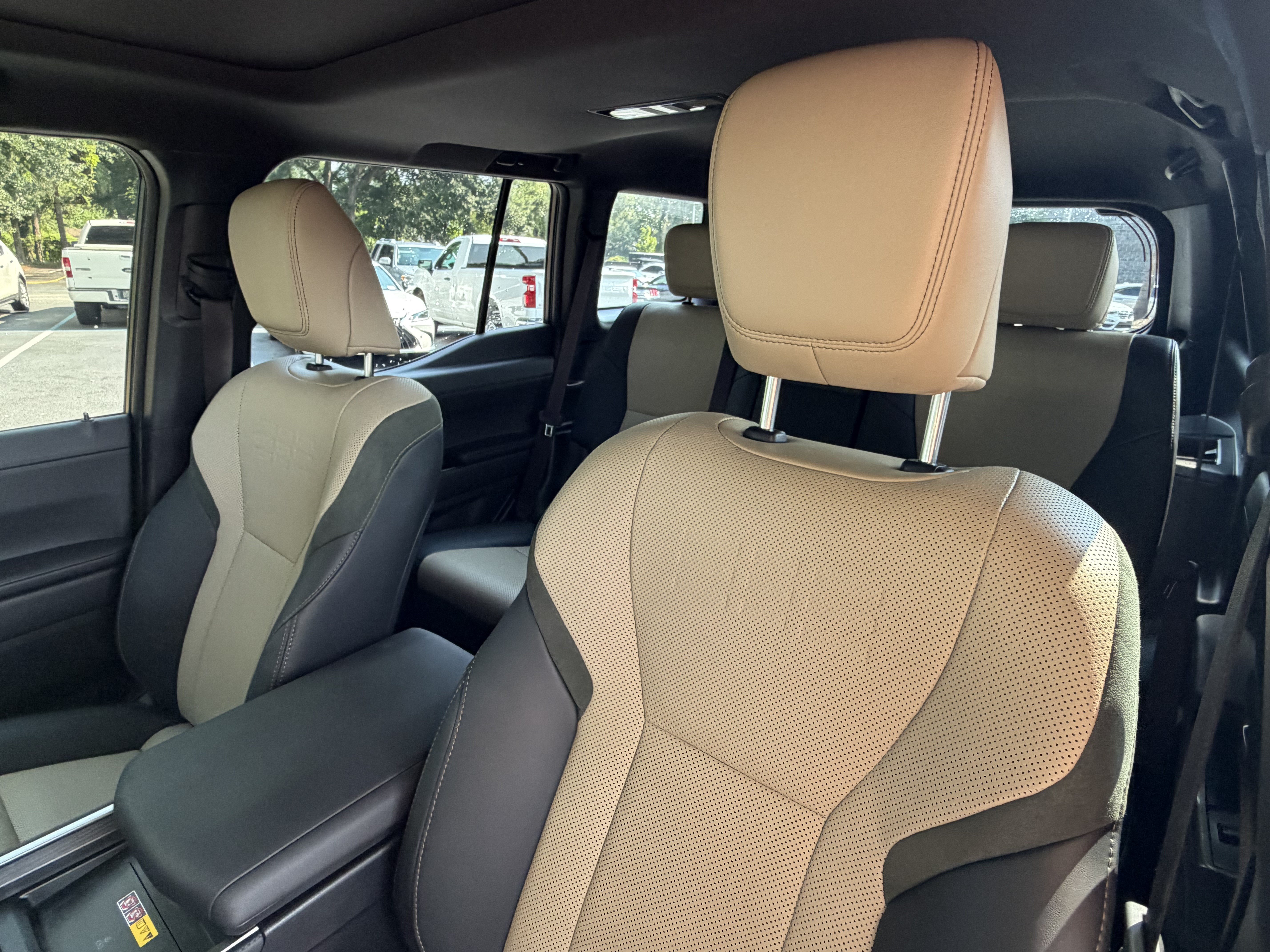 Certified 2025 Lexus GX 550 AWD/4WD image 18