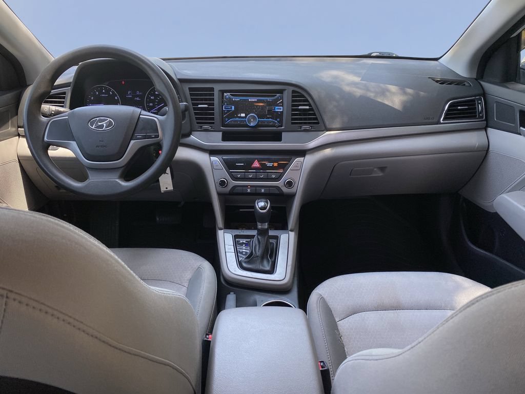 Used 2017 Hyundai Elantra SE FWD image 13