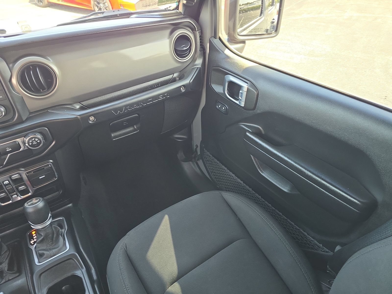 Used 2021 Jeep Wrangler Unlimited Sport AWD/4WD image 12