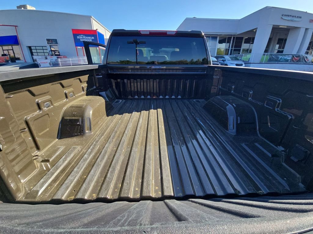 Used 2023 Chevrolet Silverado 1500 LT image 29