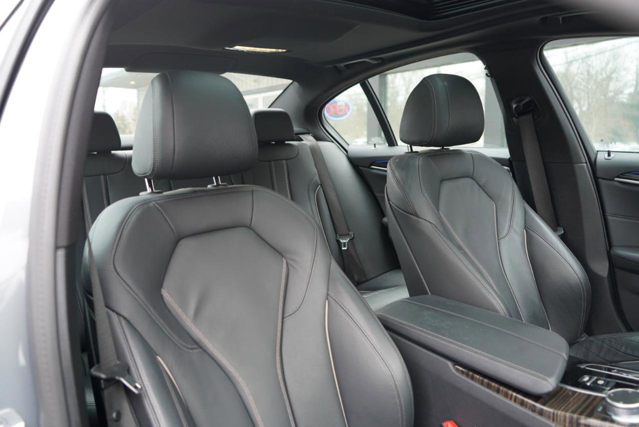 Used 2023 BMW 540i xDrive w/ M Sport Package image 68