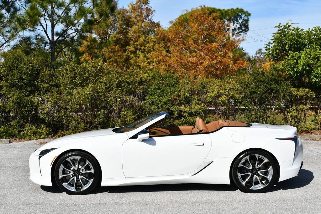 Used 2022 Lexus LC 500 Convertible image 27