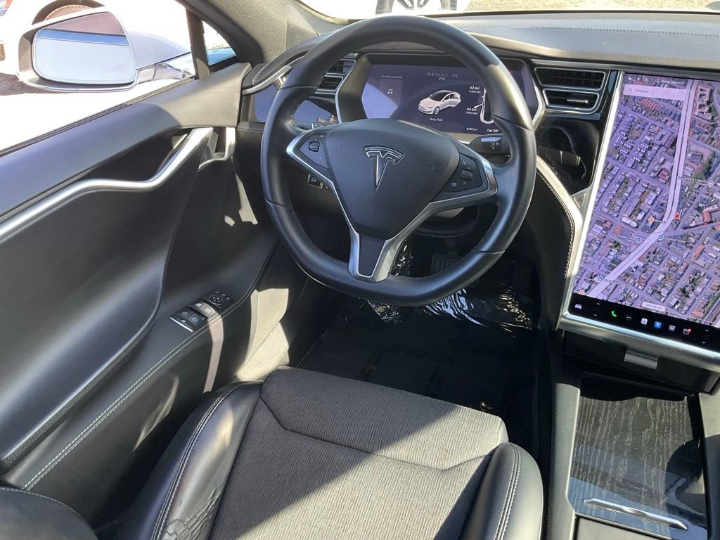 Used 2017 Tesla Model S 75 RWD image 37