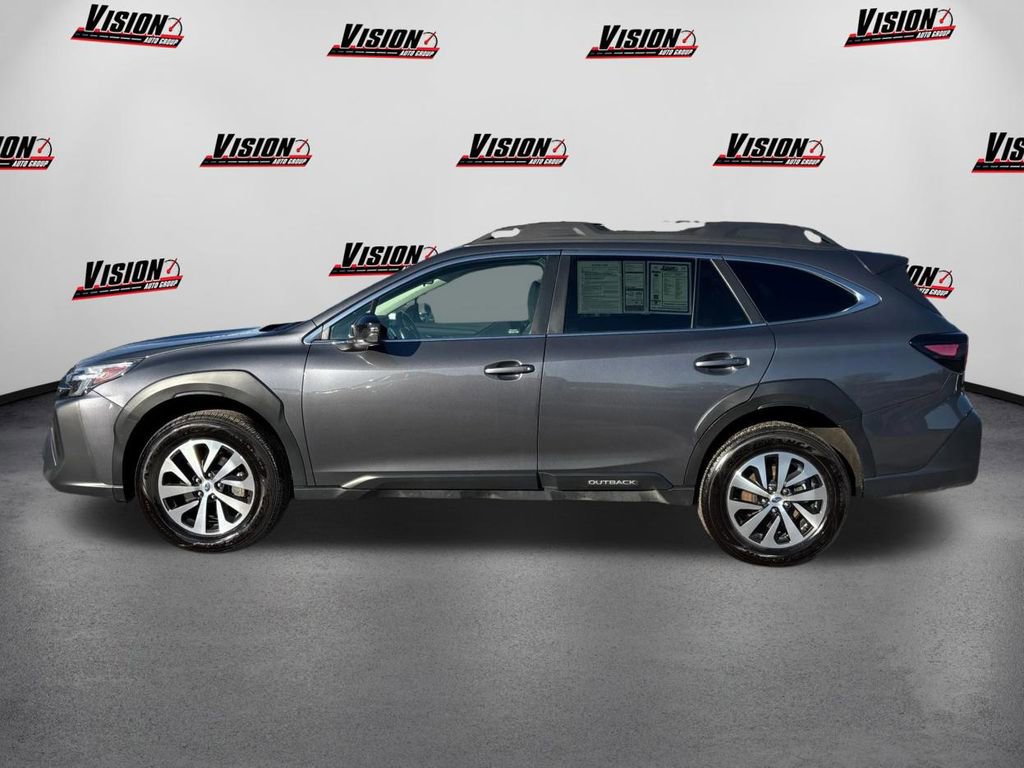 Used 2023 Subaru Forester Premium image 8