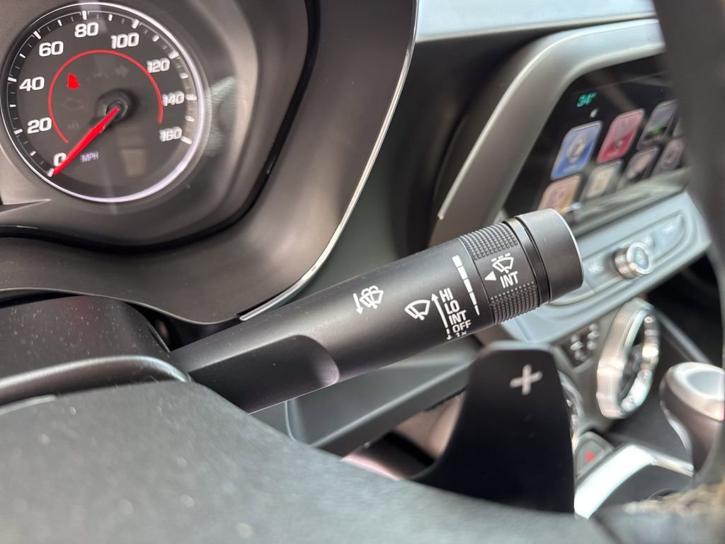 Used 2016 Chevrolet Camaro LT RWD image 18