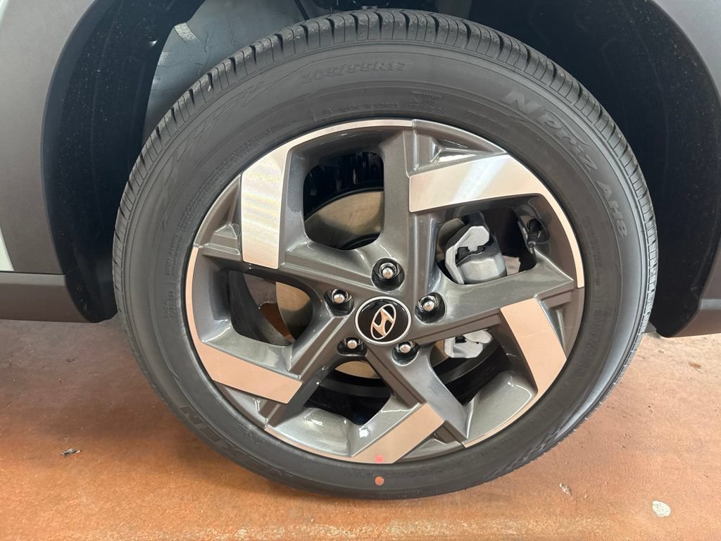 New 2026 Hyundai Venue SEL FWD image 11