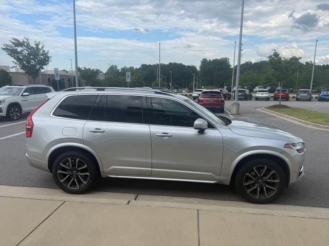 Used 2017 Volvo XC90 T6 Momentum w/ Vision Package AWD/4WD image 5