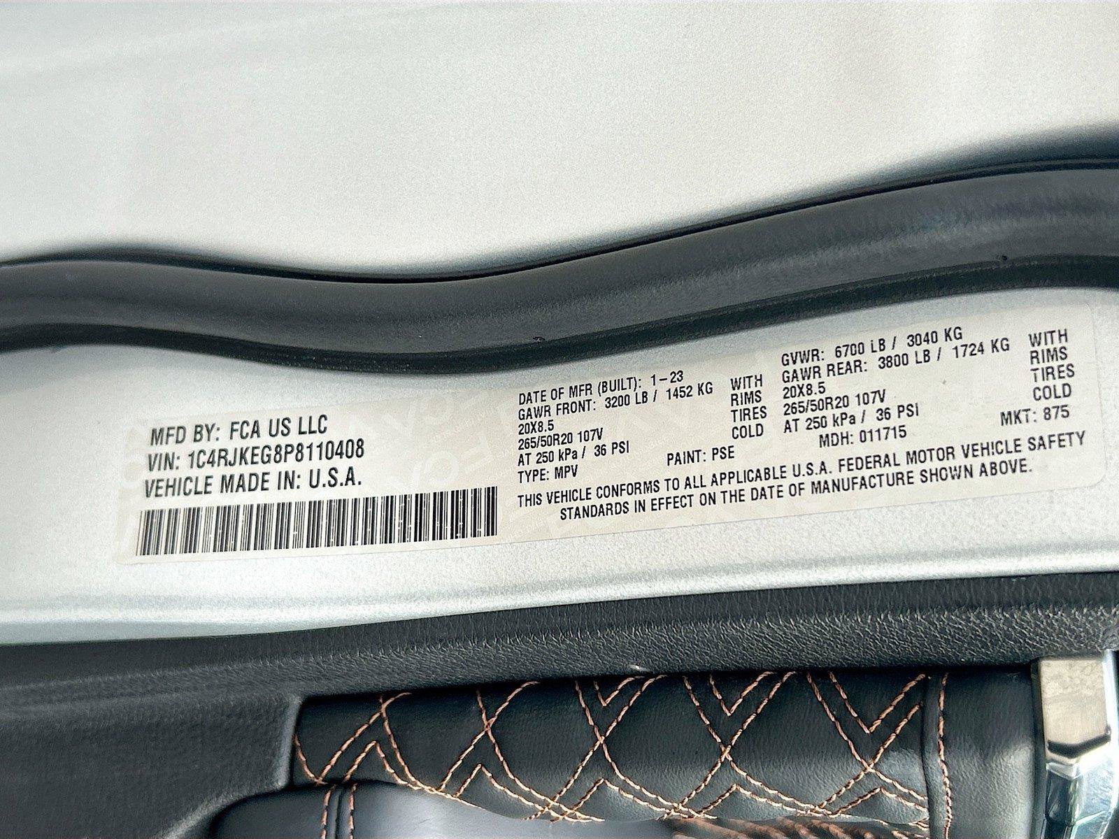 Used 2023 Jeep Grand Cherokee L Summit w/ Advanced Protech Group IV AWD/4WD image 48
