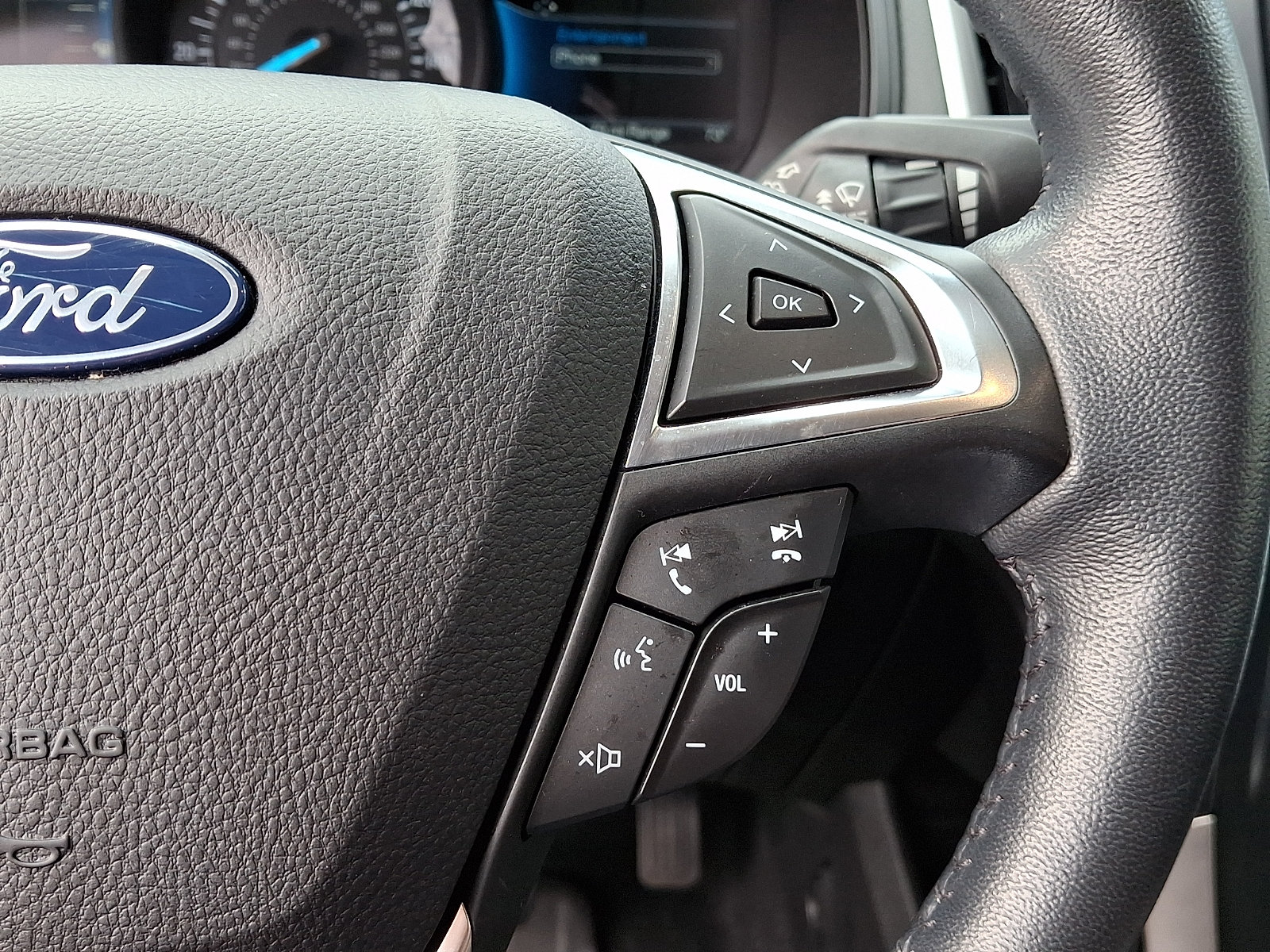 Used 2023 Ford Edge SEL w/ Convenience Package AWD/4WD image 22