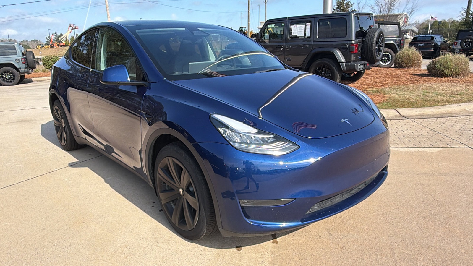 Used 2023 Tesla Model Y Long Range image 5