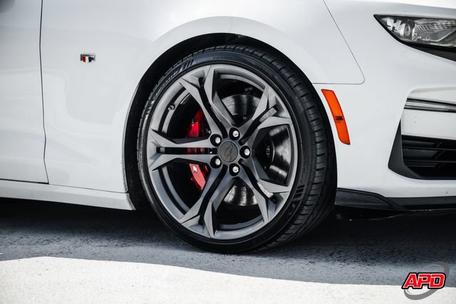 Used 2019 Chevrolet Camaro SS RWD image 42