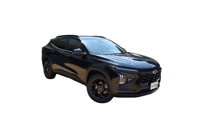 New 2026 Chevrolet Trax LT w/ Midnight Edition FWD image 2