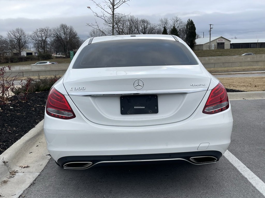 Used 2018 Mercedes-Benz C 300 4MATIC Sedan image 4