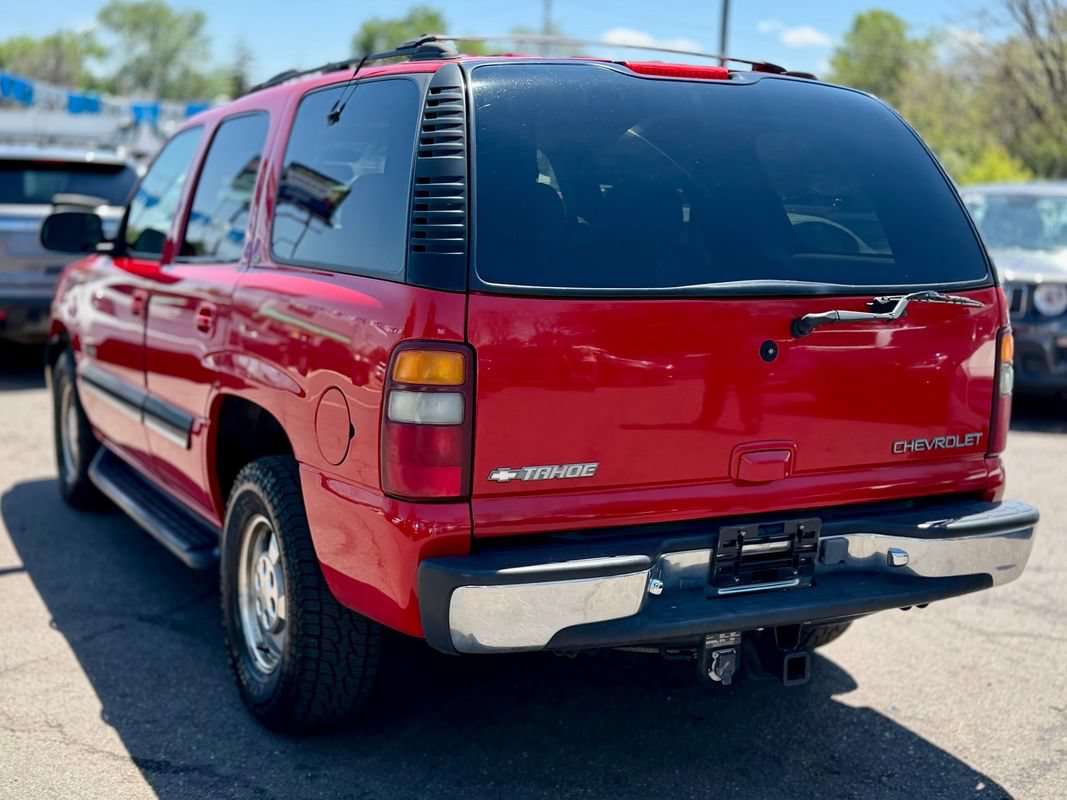 Used 2001 Chevrolet Tahoe LT w/ LT Preferred Equipment Group AWD/4WD image 3