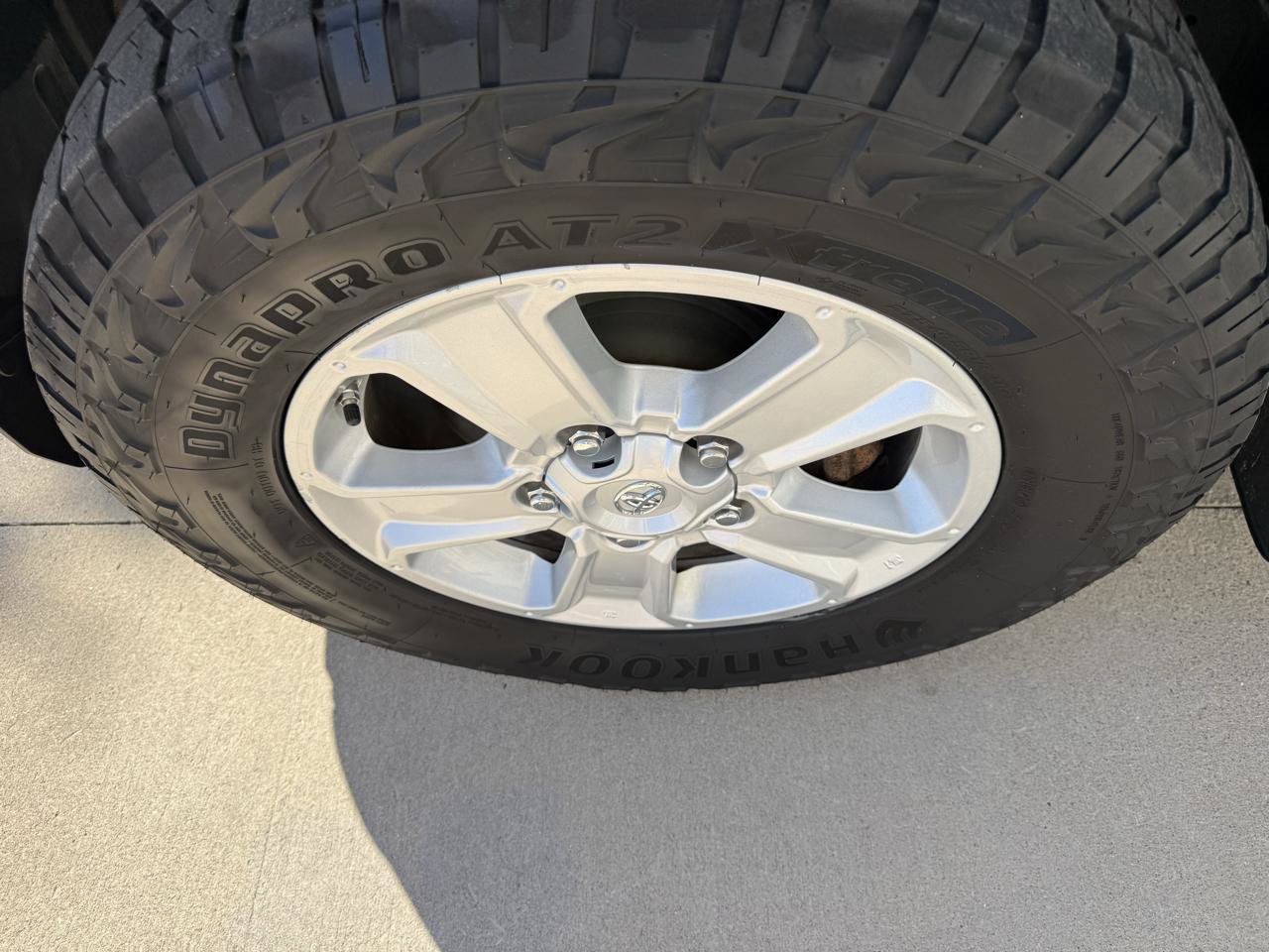 Used 2017 Toyota Tundra SR5 AWD/4WD image 11