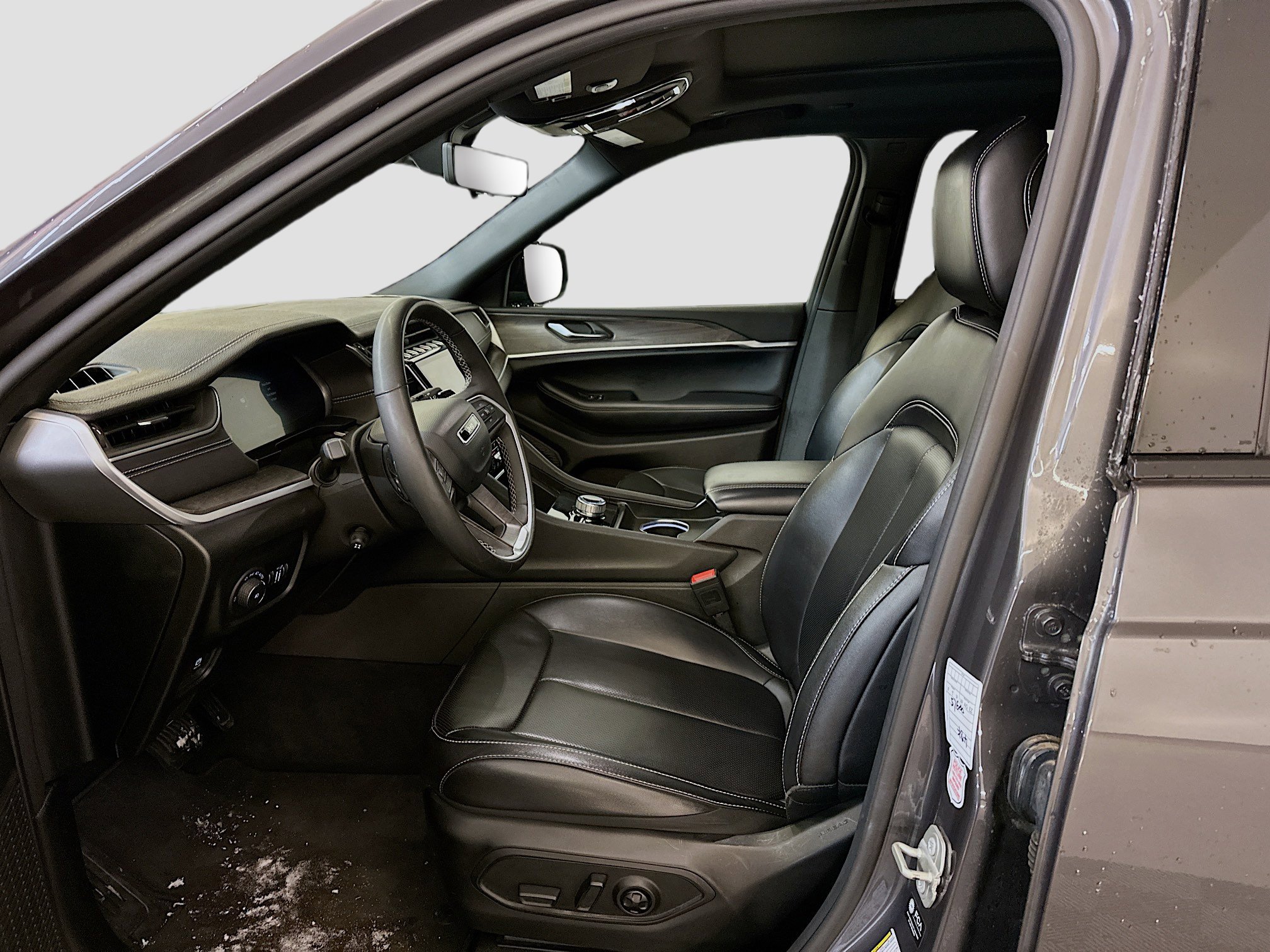 Used 2024 Jeep Grand Cherokee L Limited w/ Luxury Tech Group II image 13