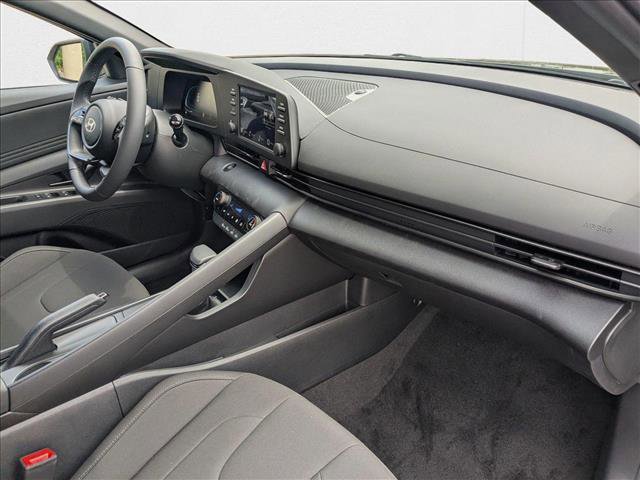 New 2025 Hyundai Elantra Sport image 21