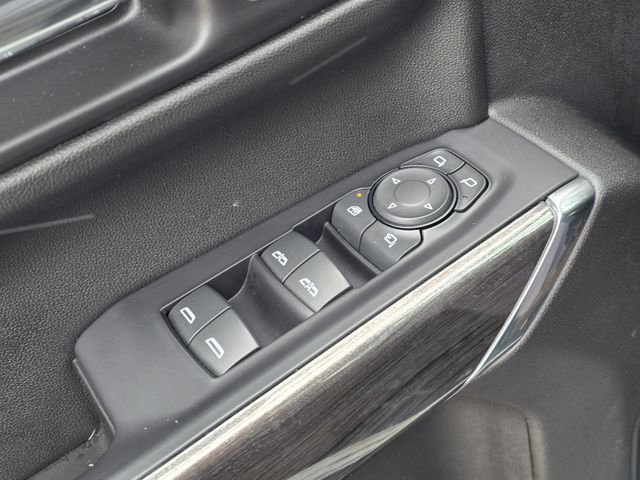 Used 2020 Chevrolet Silverado 1500 LTZ w/ LTZ Plus Package image 23