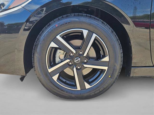 Used 2024 Nissan Sentra SV image 23