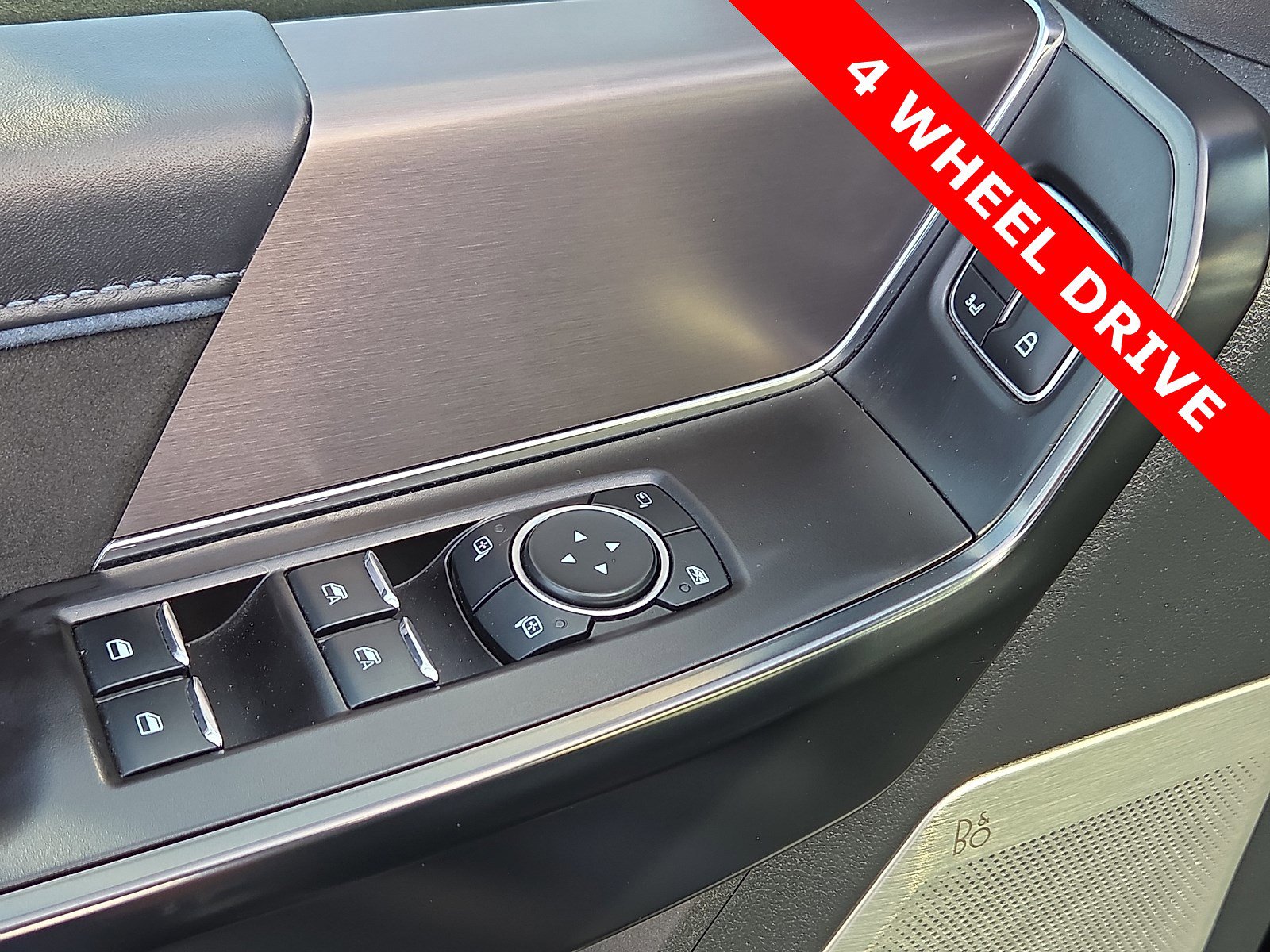 Used 2024 Ford F150 Platinum w/ Equipment Group 702A High image 13