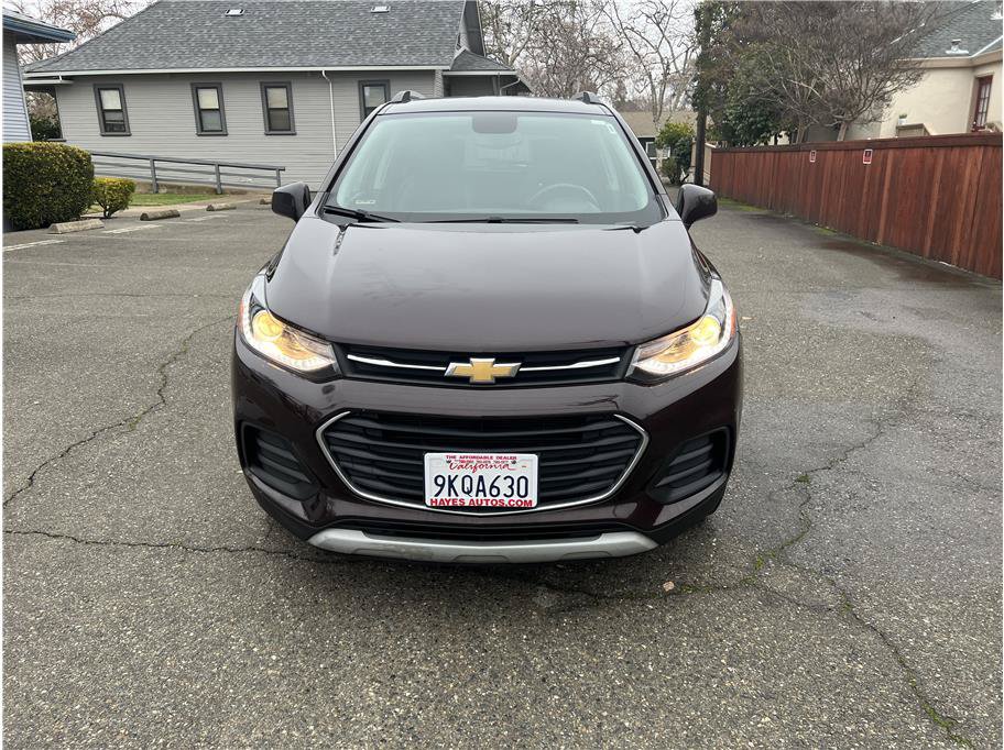 Used 2021 Chevrolet Trax LT AWD/4WD image 2