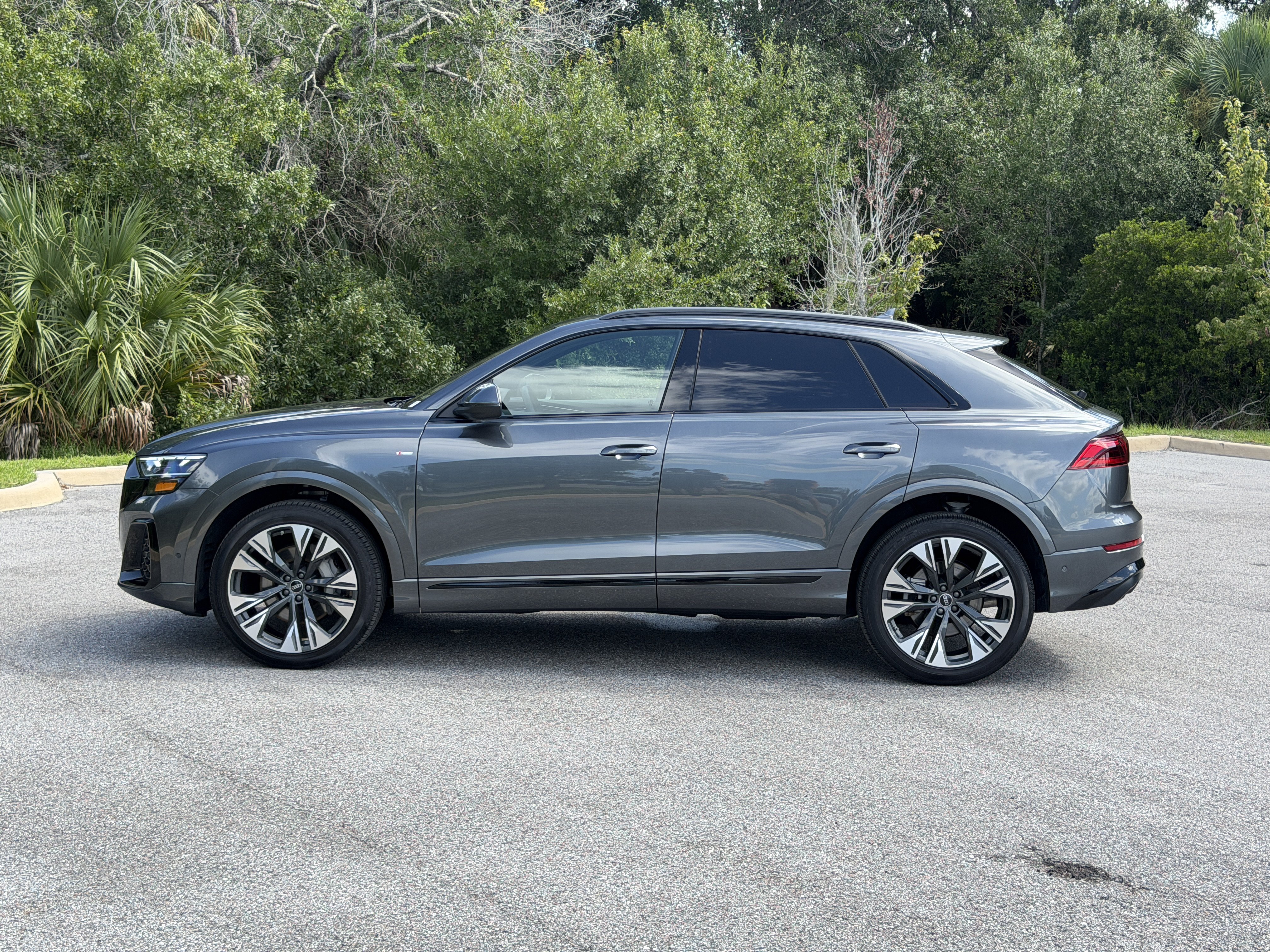 Certified 2026 Audi Q8 Premium Plus AWD/4WD image 5