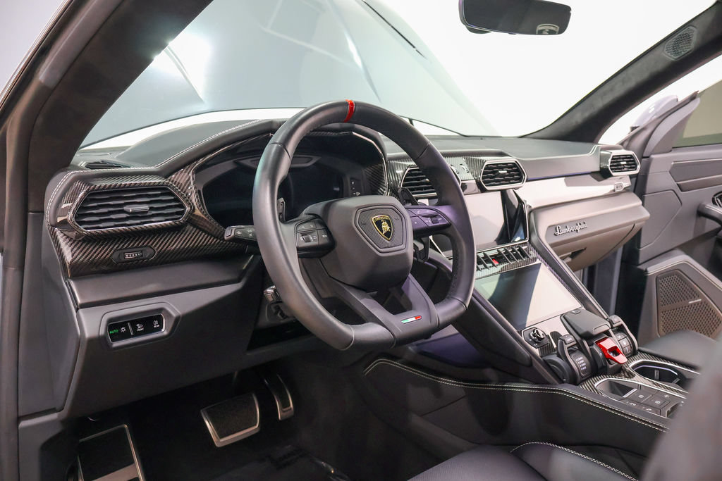 Used 2023 Lamborghini Urus S AWD/4WD image 29