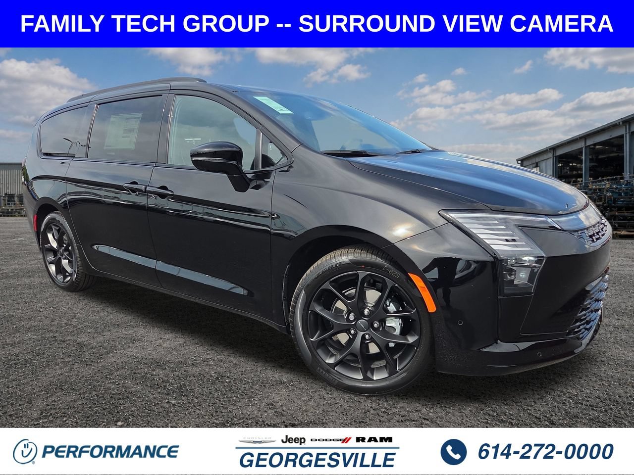 New 2027 Chrysler Pacifica Limited w/ Family Tech Group