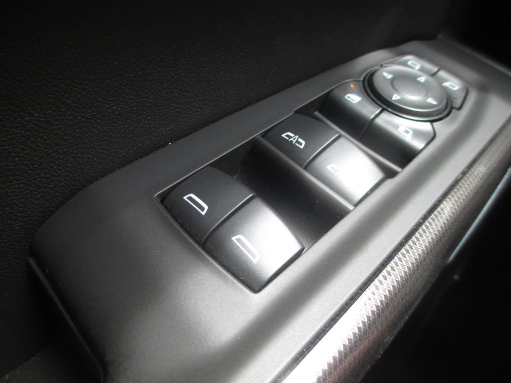 Certified 2021 GMC Sierra 1500 AT4 w/ AT4 Value Package AWD/4WD image 33