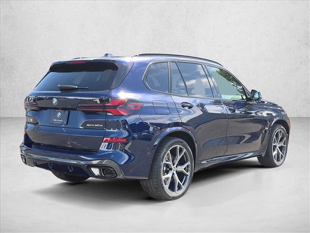 New 2026 BMW X5 xDrive50e w/ M Sport Package AWD/4WD image 2