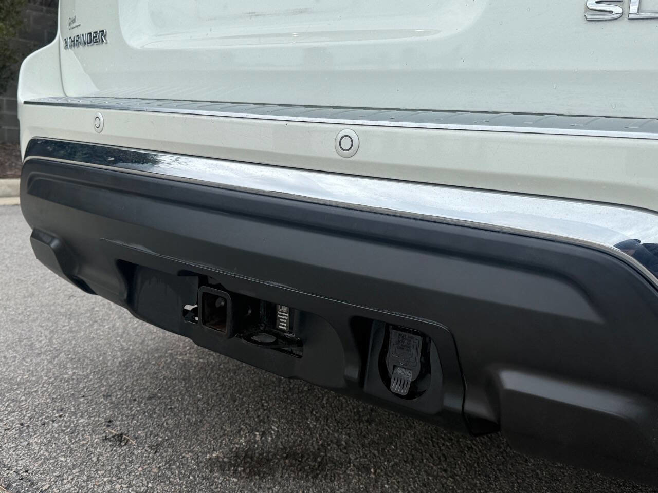 Used 2017 Nissan Pathfinder SL w/ SL Premium Package image 13