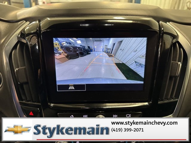 Used 2023 Chevrolet Traverse LT image 44