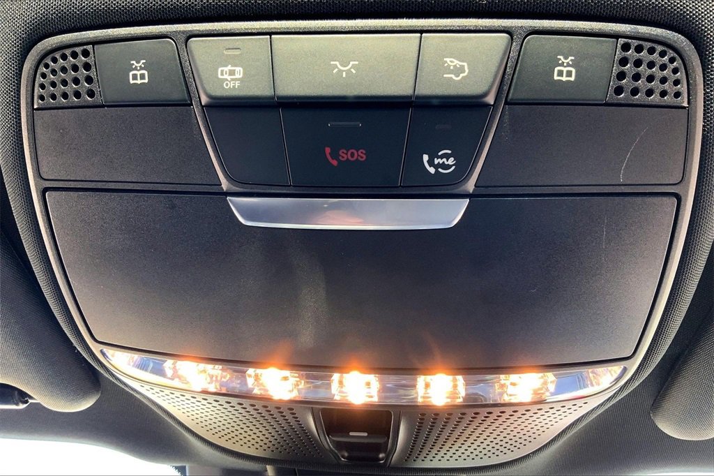 Used 2022 Mercedes-Benz E 450 4MATIC Sedan image 36