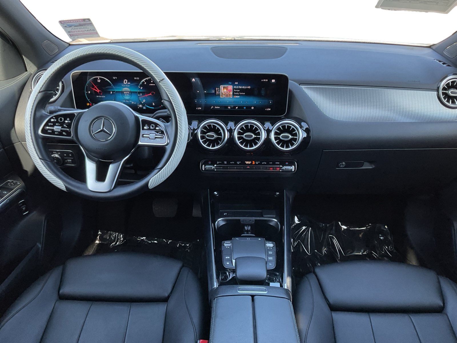 Used 2021 Mercedes-Benz GLA 250 4MATIC w/ Premium Package image 10