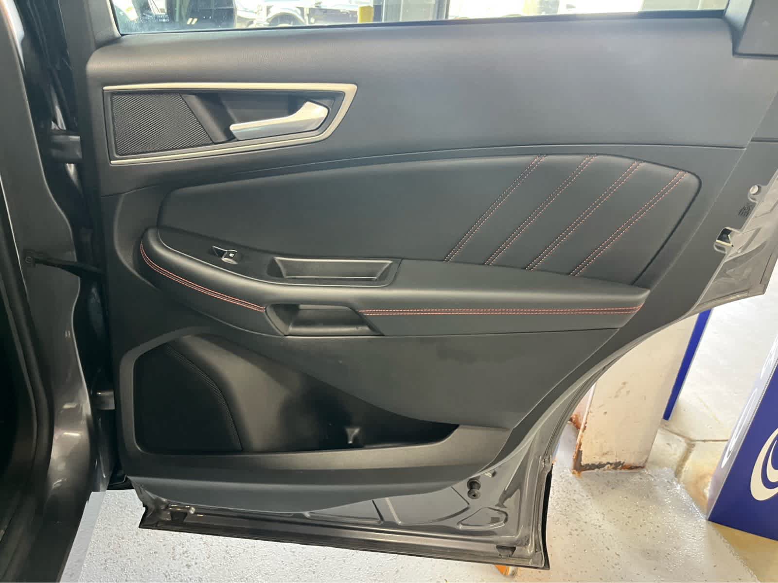 Certified 2024 Ford Edge ST-Line AWD/4WD image 35