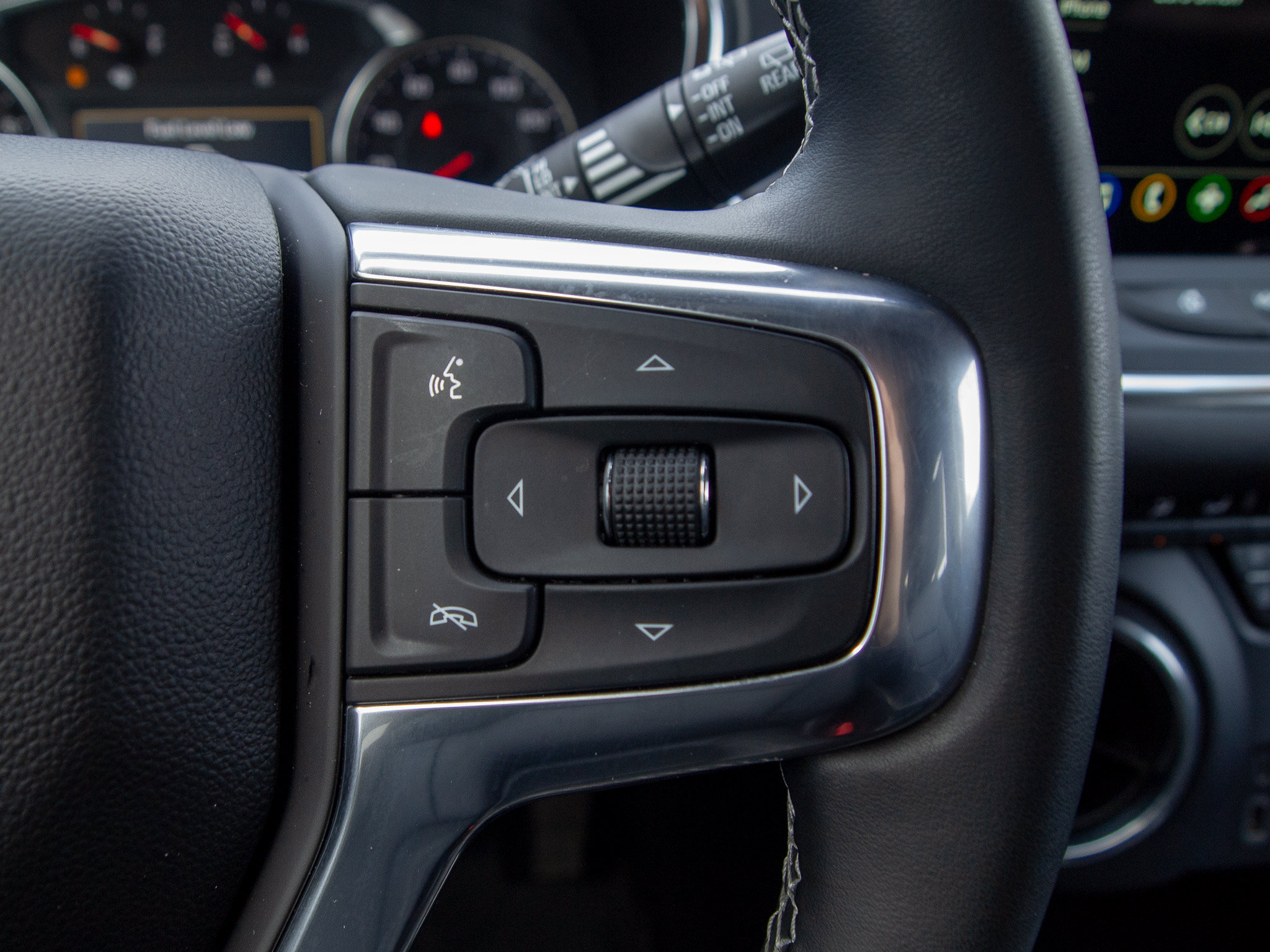 Used 2023 Chevrolet Blazer LT w/ LPO, Floor Liner Package FWD image 23